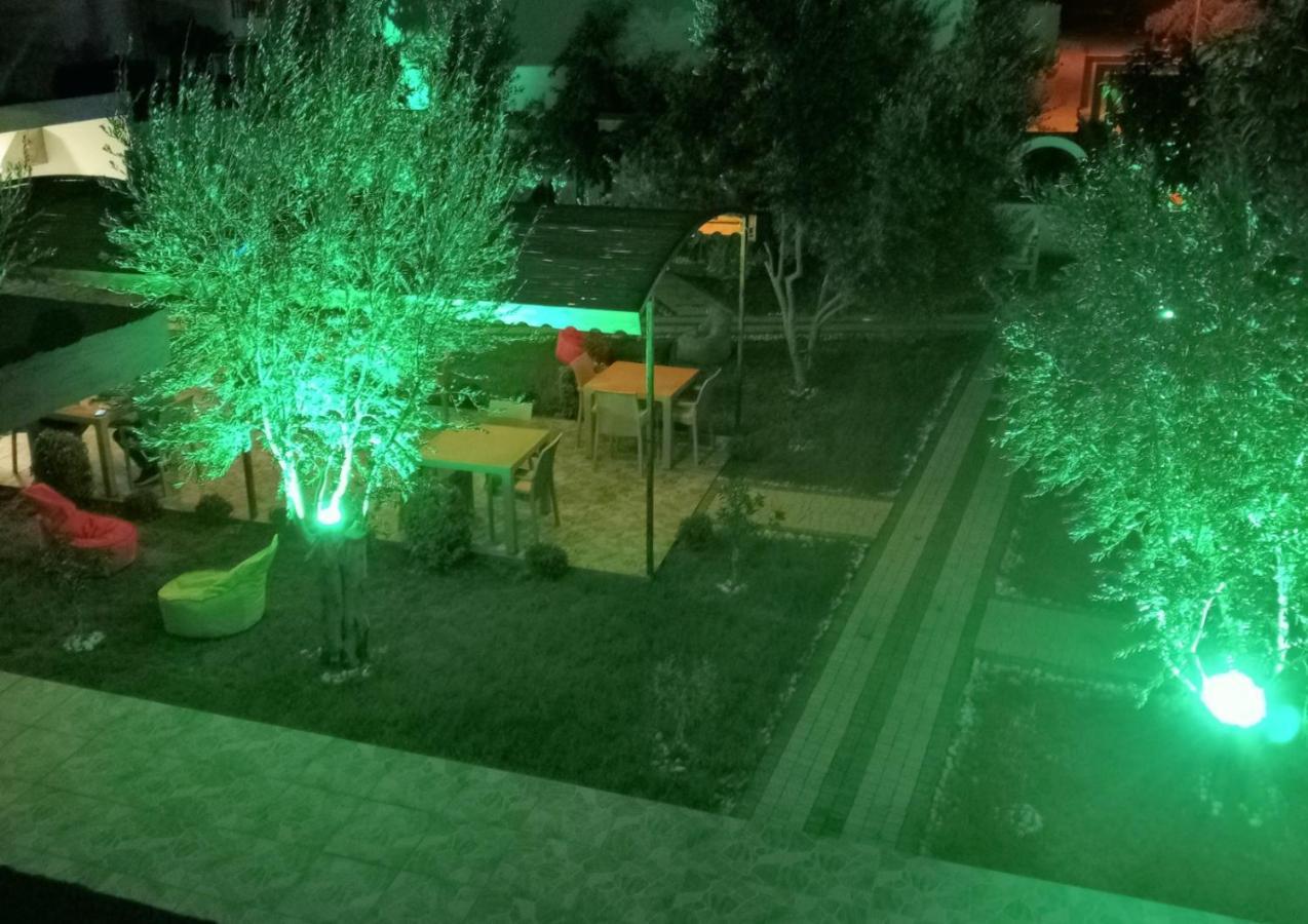 Side Leon Otel المظهر الخارجي الصورة